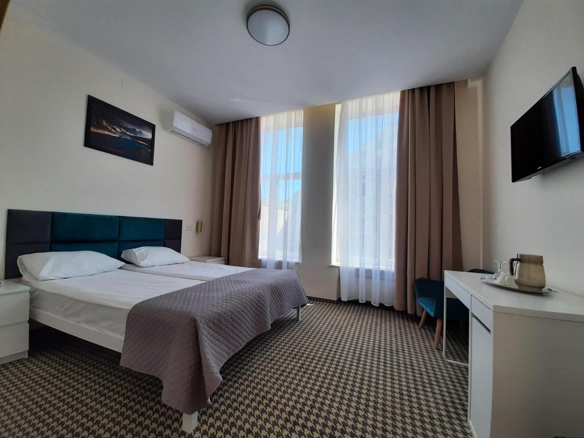 Hotel Astoria City Center Ιάσιο Εξωτερικό φωτογραφία