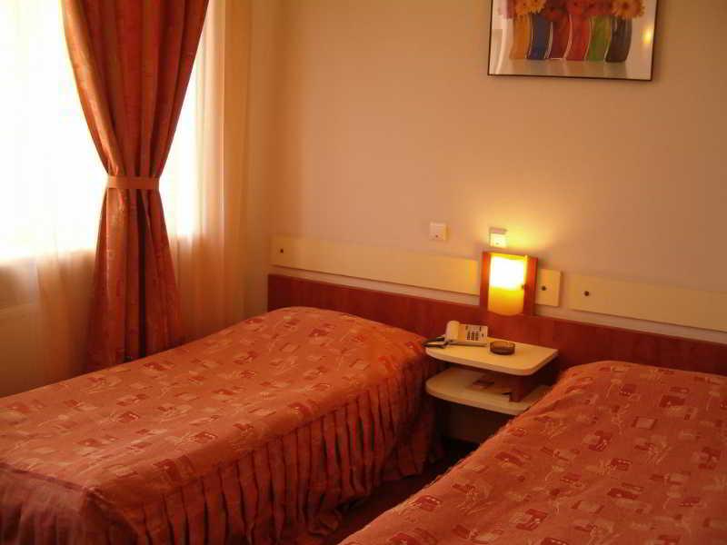 Hotel Astoria City Center Ιάσιο Εξωτερικό φωτογραφία