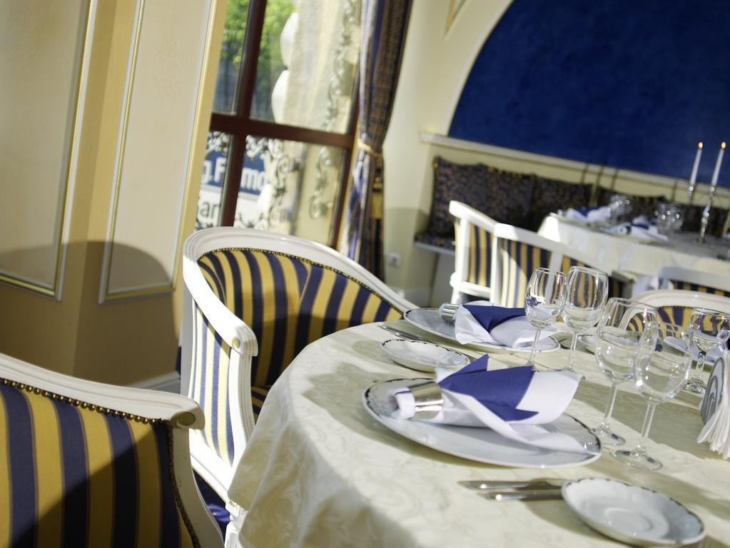 Hotel Astoria City Center Ιάσιο Εξωτερικό φωτογραφία