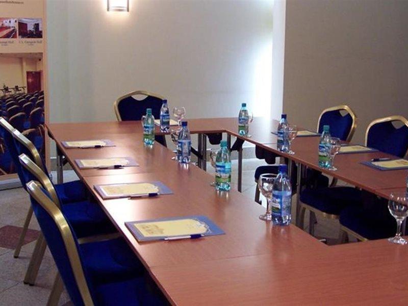 Hotel Astoria City Center Ιάσιο Εξωτερικό φωτογραφία