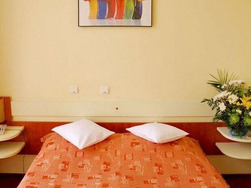 Hotel Astoria City Center Ιάσιο Εξωτερικό φωτογραφία