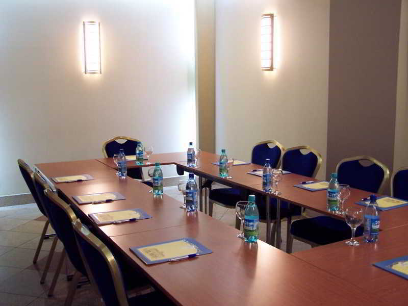 Hotel Astoria City Center Ιάσιο Εξωτερικό φωτογραφία