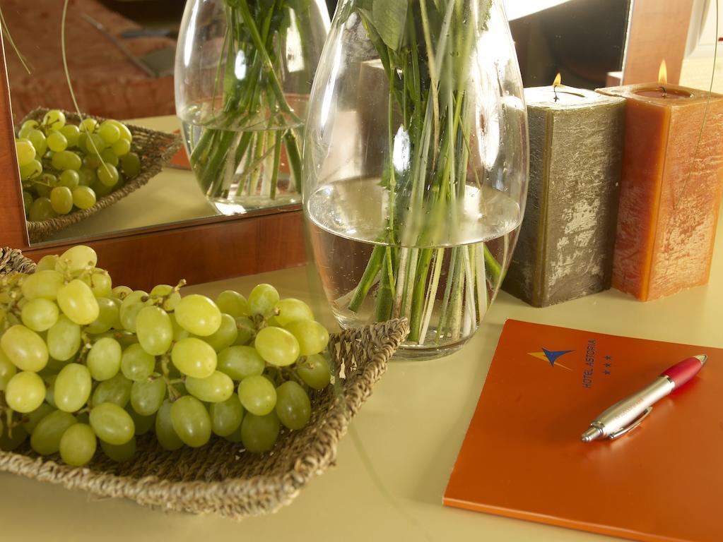 Hotel Astoria City Center Ιάσιο Εξωτερικό φωτογραφία